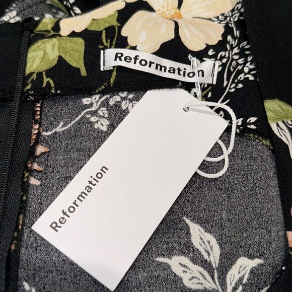 NWT Reformation Lacey Smocked Sleeve Dress Isabella Size 0 - Picture 14 of 16